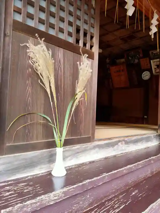 伏木香取神社の本殿・本堂