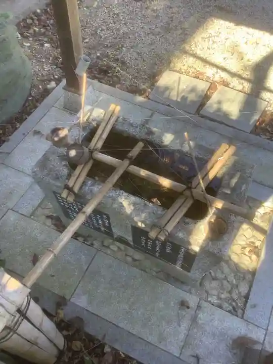 十二神社の手水舎