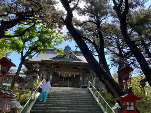 高山稲荷神社の建物その他