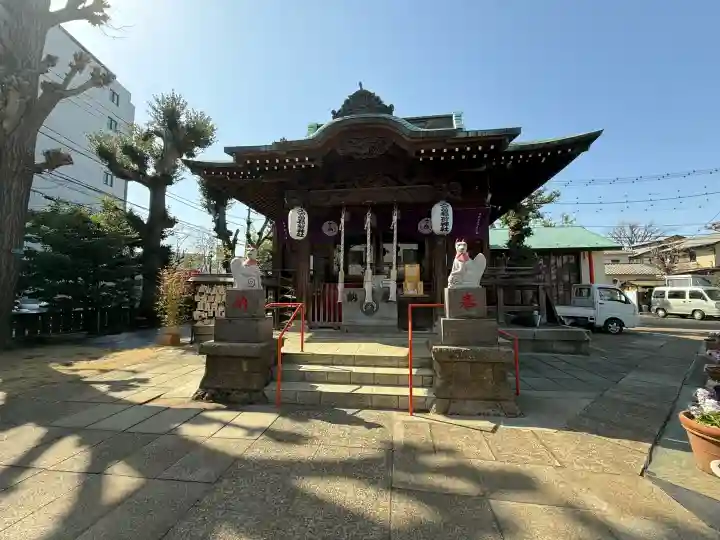 久富稲荷神社の{uncategorized: "未分類", other: "その他", undefined: "問題あり", building: "その他建物", grave: "お墓", sacred_gate: "鳥居", guardian: "狛犬", statue: "像", buddha: "仏像", history: "歴史", nature: "自然", garden: "庭園", animal: "動物", pagoda: "塔", temizu: "手水舎", mountain_gate: "山門・神門", sanctuary: "本殿・本堂", subordinate: "末社・摂社", art: "芸術", scenery: "景色", jizo: "地蔵", ema: "絵馬", goshuin: "御朱印", omikuji: "おみくじ", items: "授与品その他", amulet: "お守り", goshuincho: "御朱印帳", eats: "食事", festival: "お祭り", votive_dance: "神楽", shichigosan: "七五三参", wedding: "結婚式", experience: "体験その他", initially: "初詣", around: "周辺", anti_infection: "感染症対策"}