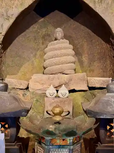 妙圓寺の{uncategorized: "未分類", other: "その他", undefined: "問題あり", building: "その他建物", grave: "お墓", sacred_gate: "鳥居", guardian: "狛犬", statue: "像", buddha: "仏像", history: "歴史", nature: "自然", garden: "庭園", animal: "動物", pagoda: "塔", temizu: "手水舎", mountain_gate: "山門・神門", sanctuary: "本殿・本堂", subordinate: "末社・摂社", art: "芸術", scenery: "景色", jizo: "地蔵", ema: "絵馬", goshuin: "御朱印", omikuji: "おみくじ", items: "授与品その他", amulet: "お守り", goshuincho: "御朱印帳", eats: "食事", festival: "お祭り", votive_dance: "神楽", shichigosan: "七五三参", wedding: "結婚式", experience: "体験その他", initially: "初詣", around: "周辺", anti_infection: "感染症対策"}