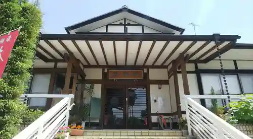 性蓮寺の本殿・本堂