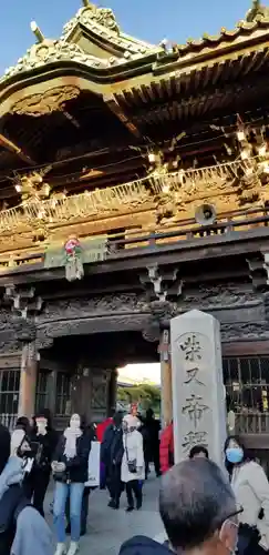 題経寺（柴又帝釈天）の山門