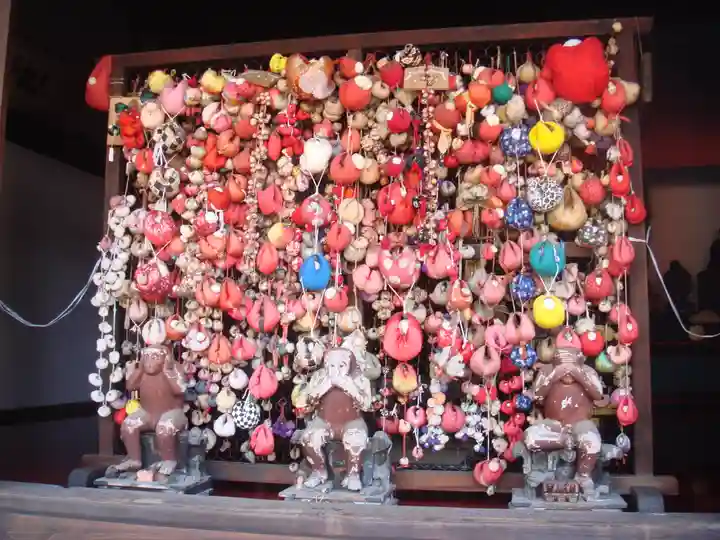 金剛寺(八坂庚申堂)の像