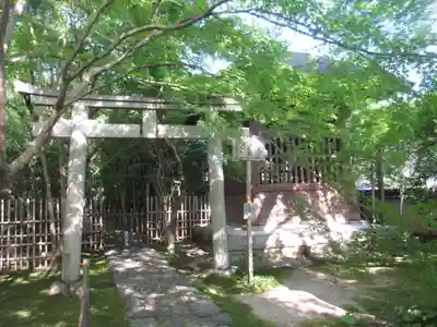 蓮華寺(洛北蓮華寺)の末社・摂社