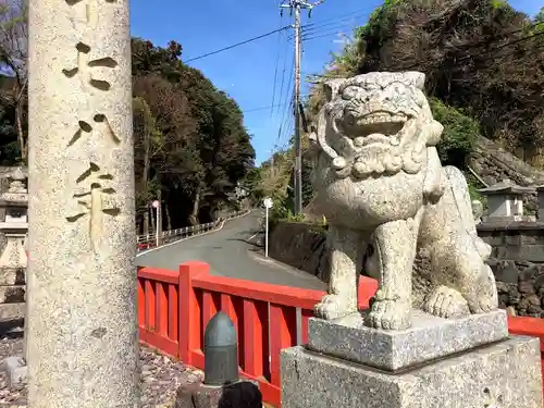 宗像大社中津宮の狛犬