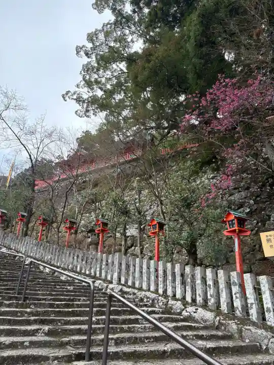 熊野那智大社の{uncategorized: "未分類", other: "その他", undefined: "問題あり", building: "その他建物", grave: "お墓", sacred_gate: "鳥居", guardian: "狛犬", statue: "像", buddha: "仏像", history: "歴史", nature: "自然", garden: "庭園", animal: "動物", pagoda: "塔", temizu: "手水舎", mountain_gate: "山門・神門", sanctuary: "本殿・本堂", subordinate: "末社・摂社", art: "芸術", scenery: "景色", jizo: "地蔵", ema: "絵馬", goshuin: "御朱印", omikuji: "おみくじ", items: "授与品その他", amulet: "お守り", goshuincho: "御朱印帳", eats: "食事", festival: "お祭り", votive_dance: "神楽", shichigosan: "七五三参", wedding: "結婚式", experience: "体験その他", initially: "初詣", around: "周辺", anti_infection: "感染症対策"}