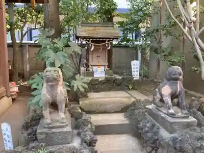 月見岡八幡神社の末社・摂社