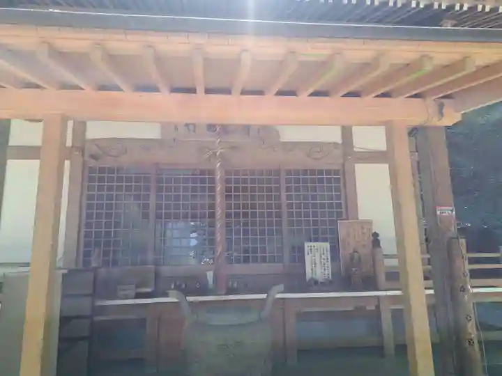 竹地蔵尊の本殿・本堂