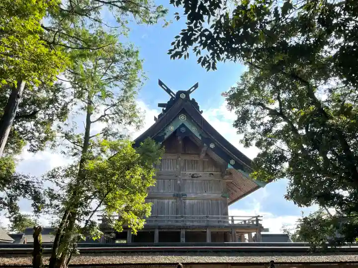 出雲大社の{uncategorized: "未分類", other: "その他", undefined: "問題あり", building: "その他建物", grave: "お墓", sacred_gate: "鳥居", guardian: "狛犬", statue: "像", buddha: "仏像", history: "歴史", nature: "自然", garden: "庭園", animal: "動物", pagoda: "塔", temizu: "手水舎", mountain_gate: "山門・神門", sanctuary: "本殿・本堂", subordinate: "末社・摂社", art: "芸術", scenery: "景色", jizo: "地蔵", ema: "絵馬", goshuin: "御朱印", omikuji: "おみくじ", items: "授与品その他", amulet: "お守り", goshuincho: "御朱印帳", eats: "食事", festival: "お祭り", votive_dance: "神楽", shichigosan: "七五三参", wedding: "結婚式", experience: "体験その他", initially: "初詣", around: "周辺", anti_infection: "感染症対策"}
