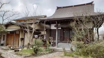 教恩寺の本殿・本堂