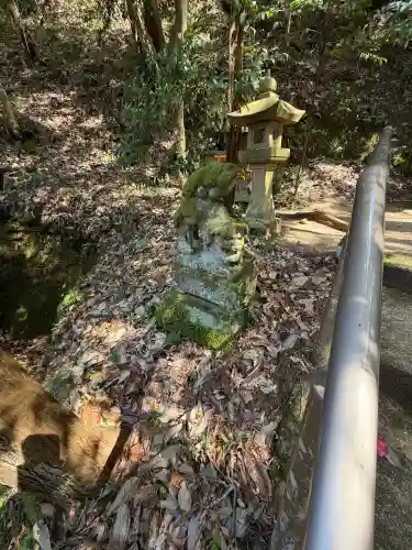 玉作湯神社の{uncategorized: "未分類", other: "その他", undefined: "問題あり", building: "その他建物", grave: "お墓", sacred_gate: "鳥居", guardian: "狛犬", statue: "像", buddha: "仏像", history: "歴史", nature: "自然", garden: "庭園", animal: "動物", pagoda: "塔", temizu: "手水舎", mountain_gate: "山門・神門", sanctuary: "本殿・本堂", subordinate: "末社・摂社", art: "芸術", scenery: "景色", jizo: "地蔵", ema: "絵馬", goshuin: "御朱印", omikuji: "おみくじ", items: "授与品その他", amulet: "お守り", goshuincho: "御朱印帳", eats: "食事", festival: "お祭り", votive_dance: "神楽", shichigosan: "七五三参", wedding: "結婚式", experience: "体験その他", initially: "初詣", around: "周辺", anti_infection: "感染症対策"}