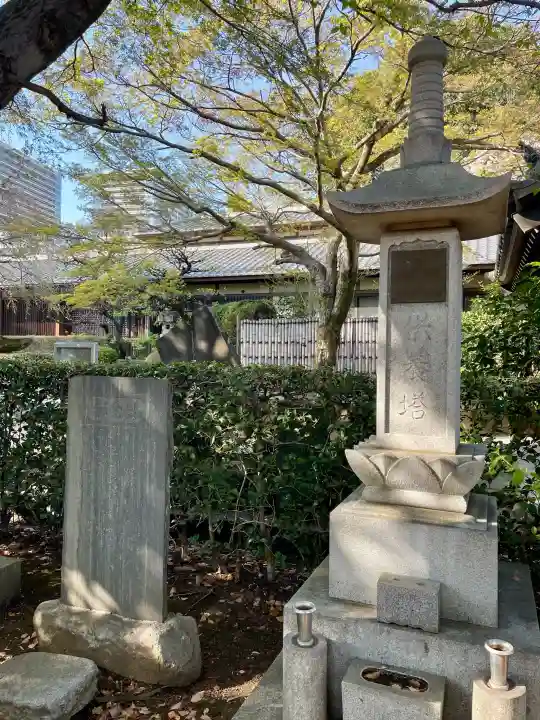 金蔵院の{uncategorized: "未分類", other: "その他", undefined: "問題あり", building: "その他建物", grave: "お墓", sacred_gate: "鳥居", guardian: "狛犬", statue: "像", buddha: "仏像", history: "歴史", nature: "自然", garden: "庭園", animal: "動物", pagoda: "塔", temizu: "手水舎", mountain_gate: "山門・神門", sanctuary: "本殿・本堂", subordinate: "末社・摂社", art: "芸術", scenery: "景色", jizo: "地蔵", ema: "絵馬", goshuin: "御朱印", omikuji: "おみくじ", items: "授与品その他", amulet: "お守り", goshuincho: "御朱印帳", eats: "食事", festival: "お祭り", votive_dance: "神楽", shichigosan: "七五三参", wedding: "結婚式", experience: "体験その他", initially: "初詣", around: "周辺", anti_infection: "感染症対策"}