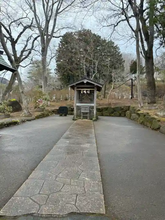 常陸国出雲大社の{uncategorized: "未分類", other: "その他", undefined: "問題あり", building: "その他建物", grave: "お墓", sacred_gate: "鳥居", guardian: "狛犬", statue: "像", buddha: "仏像", history: "歴史", nature: "自然", garden: "庭園", animal: "動物", pagoda: "塔", temizu: "手水舎", mountain_gate: "山門・神門", sanctuary: "本殿・本堂", subordinate: "末社・摂社", art: "芸術", scenery: "景色", jizo: "地蔵", ema: "絵馬", goshuin: "御朱印", omikuji: "おみくじ", items: "授与品その他", amulet: "お守り", goshuincho: "御朱印帳", eats: "食事", festival: "お祭り", votive_dance: "神楽", shichigosan: "七五三参", wedding: "結婚式", experience: "体験その他", initially: "初詣", around: "周辺", anti_infection: "感染症対策"}