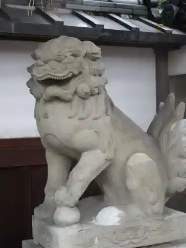霊光殿天満宮の狛犬