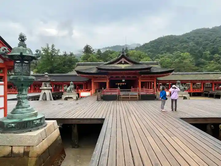 厳島神社(広島県)
