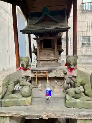 妙壽寺猿江別院（猿江稲荷社）の{uncategorized: "未分類", other: "その他", undefined: "問題あり", building: "その他建物", grave: "お墓", sacred_gate: "鳥居", guardian: "狛犬", statue: "像", buddha: "仏像", history: "歴史", nature: "自然", garden: "庭園", animal: "動物", pagoda: "塔", temizu: "手水舎", mountain_gate: "山門・神門", sanctuary: "本殿・本堂", subordinate: "末社・摂社", art: "芸術", scenery: "景色", jizo: "地蔵", ema: "絵馬", goshuin: "御朱印", omikuji: "おみくじ", items: "授与品その他", amulet: "お守り", goshuincho: "御朱印帳", eats: "食事", festival: "お祭り", votive_dance: "神楽", shichigosan: "七五三参", wedding: "結婚式", experience: "体験その他", initially: "初詣", around: "周辺", anti_infection: "感染症対策"}