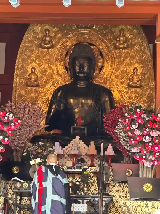 薬師寺の{uncategorized: "未分類", other: "その他", undefined: "問題あり", building: "その他建物", grave: "お墓", sacred_gate: "鳥居", guardian: "狛犬", statue: "像", buddha: "仏像", history: "歴史", nature: "自然", garden: "庭園", animal: "動物", pagoda: "塔", temizu: "手水舎", mountain_gate: "山門・神門", sanctuary: "本殿・本堂", subordinate: "末社・摂社", art: "芸術", scenery: "景色", jizo: "地蔵", ema: "絵馬", goshuin: "御朱印", omikuji: "おみくじ", items: "授与品その他", amulet: "お守り", goshuincho: "御朱印帳", eats: "食事", festival: "お祭り", votive_dance: "神楽", shichigosan: "七五三参", wedding: "結婚式", experience: "体験その他", initially: "初詣", around: "周辺", anti_infection: "感染症対策"}