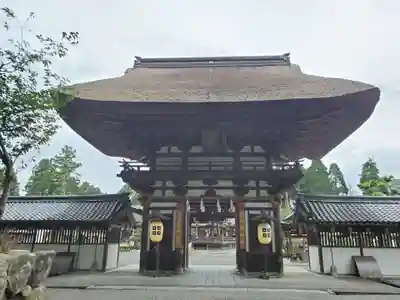 沙沙貴神社の山門・神門