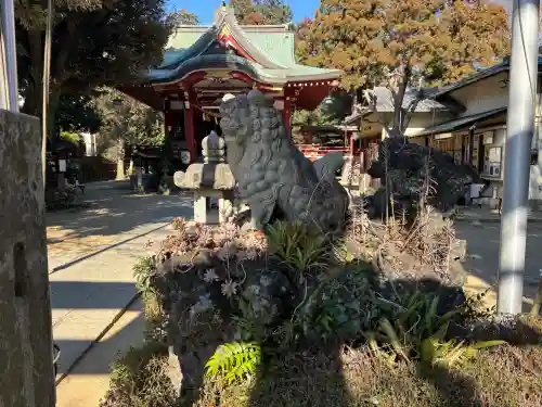 柏諏訪神社の{uncategorized: "未分類", other: "その他", undefined: "問題あり", building: "その他建物", grave: "お墓", sacred_gate: "鳥居", guardian: "狛犬", statue: "像", buddha: "仏像", history: "歴史", nature: "自然", garden: "庭園", animal: "動物", pagoda: "塔", temizu: "手水舎", mountain_gate: "山門・神門", sanctuary: "本殿・本堂", subordinate: "末社・摂社", art: "芸術", scenery: "景色", jizo: "地蔵", ema: "絵馬", goshuin: "御朱印", omikuji: "おみくじ", items: "授与品その他", amulet: "お守り", goshuincho: "御朱印帳", eats: "食事", festival: "お祭り", votive_dance: "神楽", shichigosan: "七五三参", wedding: "結婚式", experience: "体験その他", initially: "初詣", around: "周辺", anti_infection: "感染症対策"}