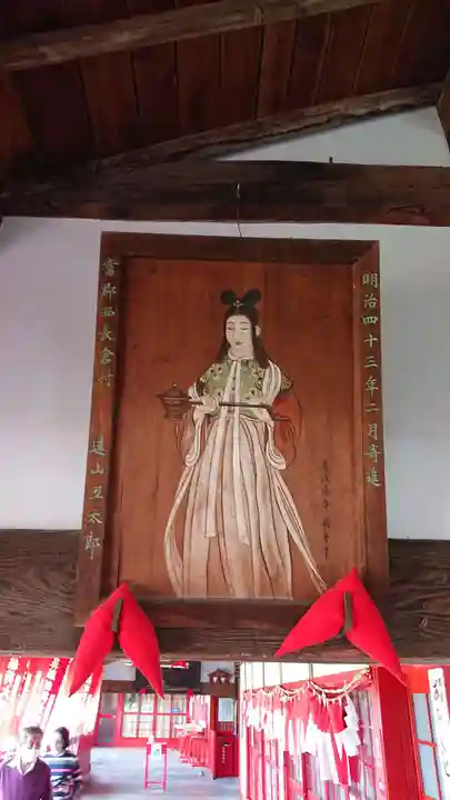 鼻顔稲荷神社の芸術