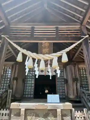 神明社の{uncategorized: "未分類", other: "その他", undefined: "問題あり", building: "その他建物", grave: "お墓", sacred_gate: "鳥居", guardian: "狛犬", statue: "像", buddha: "仏像", history: "歴史", nature: "自然", garden: "庭園", animal: "動物", pagoda: "塔", temizu: "手水舎", mountain_gate: "山門・神門", sanctuary: "本殿・本堂", subordinate: "末社・摂社", art: "芸術", scenery: "景色", jizo: "地蔵", ema: "絵馬", goshuin: "御朱印", omikuji: "おみくじ", items: "授与品その他", amulet: "お守り", goshuincho: "御朱印帳", eats: "食事", festival: "お祭り", votive_dance: "神楽", shichigosan: "七五三参", wedding: "結婚式", experience: "体験その他", initially: "初詣", around: "周辺", anti_infection: "感染症対策"}