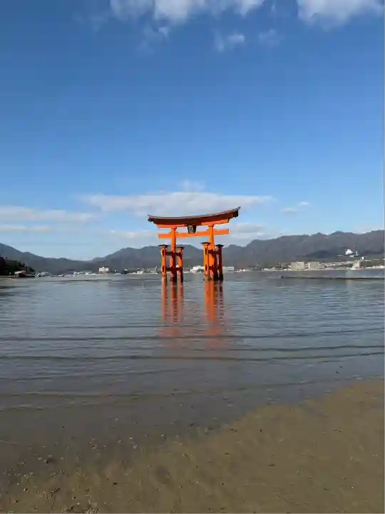 厳島神社(広島県)