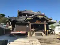 郷照寺の本殿・本堂