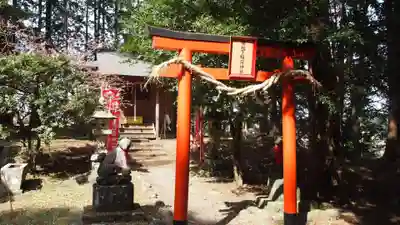 栖克神社の末社・摂社