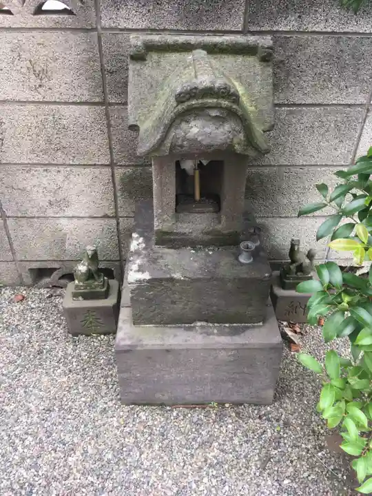 大松木下之稲荷大神の末社・摂社