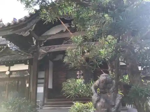 栄閑院の本殿・本堂