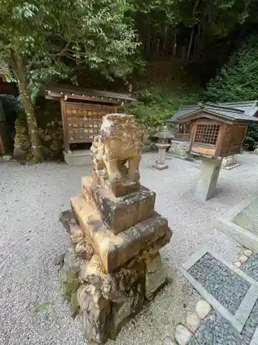 宇佐八幡神社の狛犬