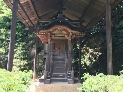 円成寺の本殿・本堂