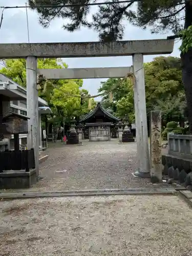大乃伎神社の{uncategorized: "未分類", other: "その他", undefined: "問題あり", building: "その他建物", grave: "お墓", sacred_gate: "鳥居", guardian: "狛犬", statue: "像", buddha: "仏像", history: "歴史", nature: "自然", garden: "庭園", animal: "動物", pagoda: "塔", temizu: "手水舎", mountain_gate: "山門・神門", sanctuary: "本殿・本堂", subordinate: "末社・摂社", art: "芸術", scenery: "景色", jizo: "地蔵", ema: "絵馬", goshuin: "御朱印", omikuji: "おみくじ", items: "授与品その他", amulet: "お守り", goshuincho: "御朱印帳", eats: "食事", festival: "お祭り", votive_dance: "神楽", shichigosan: "七五三参", wedding: "結婚式", experience: "体験その他", initially: "初詣", around: "周辺", anti_infection: "感染症対策"}
