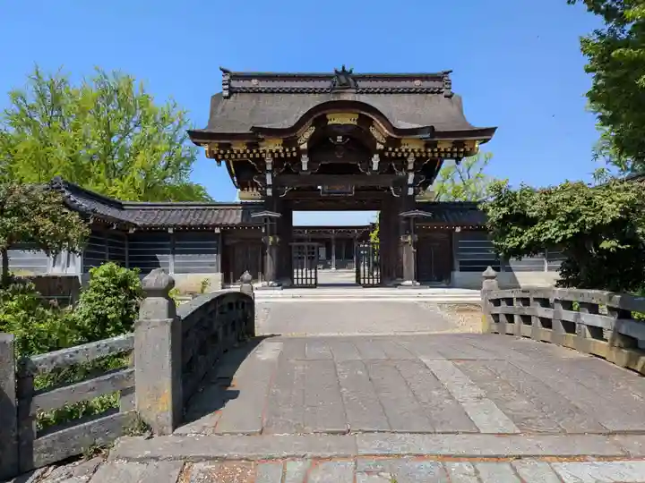勝興寺(富山県)