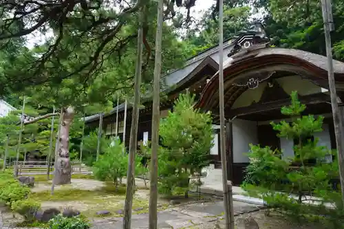 禅昌寺の庭園