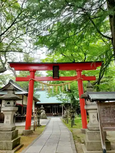 蠶養國神社の鳥居