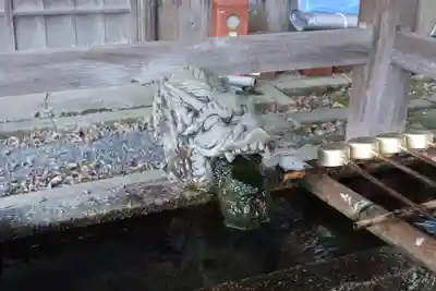 毘沙門堂門跡の手水舎