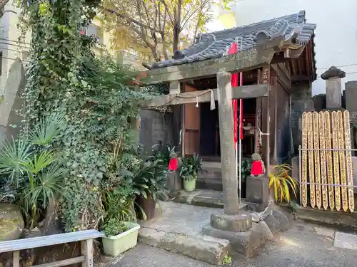 榮久山大法寺の末社