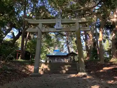 八幡神社の鳥居