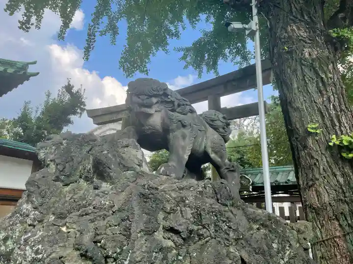 牛嶋神社の狛犬