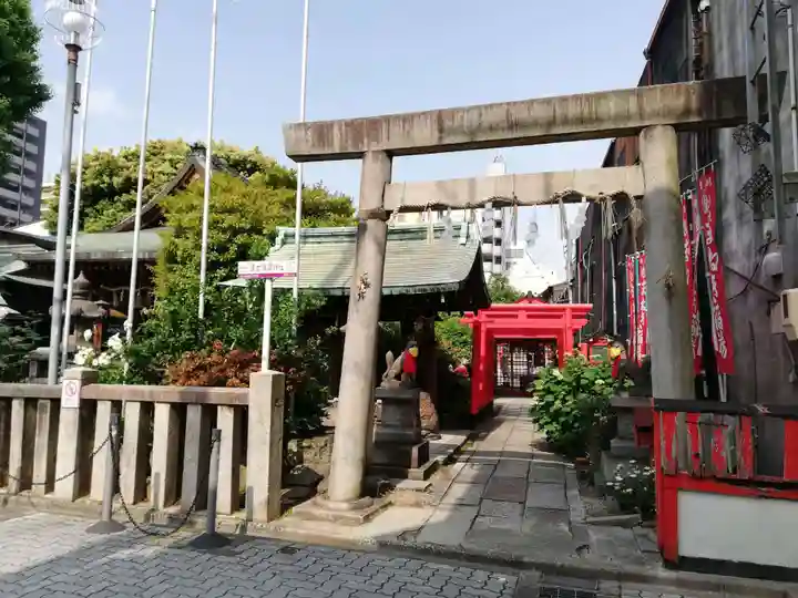 富士浅間神社の鳥居