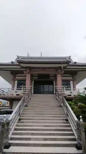 蓮馨寺の本殿・本堂