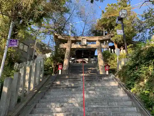 鷲尾愛宕神社の鳥居