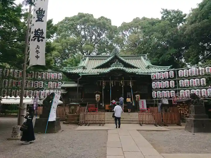 代々木八幡宮の本殿・本堂