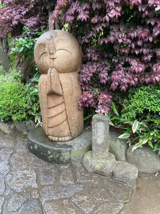 長谷寺の{uncategorized: "未分類", other: "その他", undefined: "問題あり", building: "その他建物", grave: "お墓", sacred_gate: "鳥居", guardian: "狛犬", statue: "像", buddha: "仏像", history: "歴史", nature: "自然", garden: "庭園", animal: "動物", pagoda: "塔", temizu: "手水舎", mountain_gate: "山門・神門", sanctuary: "本殿・本堂", subordinate: "末社・摂社", art: "芸術", scenery: "景色", jizo: "地蔵", ema: "絵馬", goshuin: "御朱印", omikuji: "おみくじ", items: "授与品その他", amulet: "お守り", goshuincho: "御朱印帳", eats: "食事", festival: "お祭り", votive_dance: "神楽", shichigosan: "七五三参", wedding: "結婚式", experience: "体験その他", initially: "初詣", around: "周辺", anti_infection: "感染症対策"}