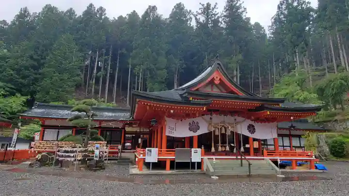 金櫻神社の本殿・本堂
