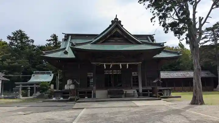 鶴谷八幡宮の本殿・本堂