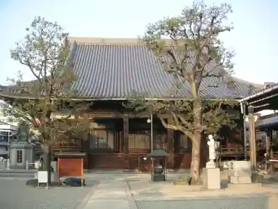 本興寺の本殿・本堂