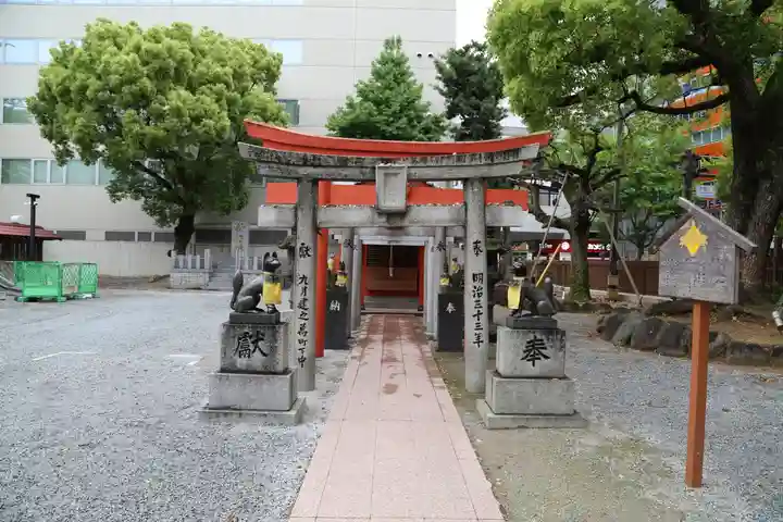 今益稲荷神社の鳥居